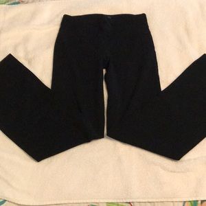 Black yoga pants